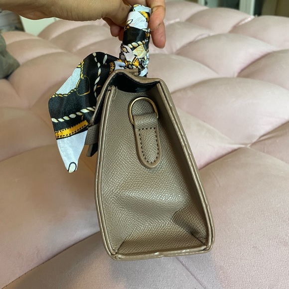 Mini crossbody bag - Picture 2 of 6